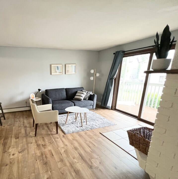 11527 Heritage Ct in Anchorage, AK - Building Photo