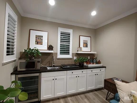 property at 706 Hydrangea Dr