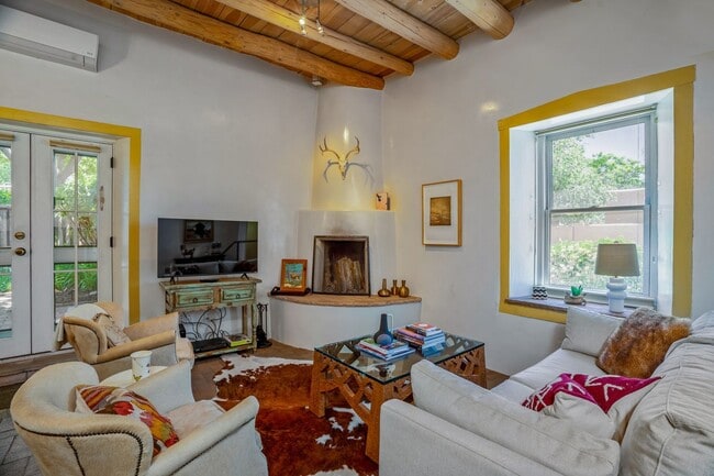 property at 573 W San Francisco St