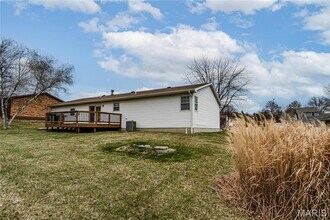 19 Christine Dr in Belleville, IL - Building Photo - Building Photo