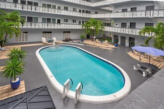 1818 Rodman St in Hollywood, FL - Building Photo - Building Photo