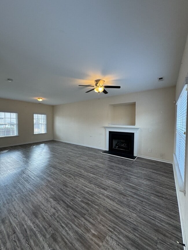 200 Bonanza Dr in Richlands, NC - Building Photo - Building Photo