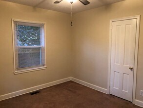 29 E Bayshore Blvd in Jacksonville, NC - Building Photo - Building Photo