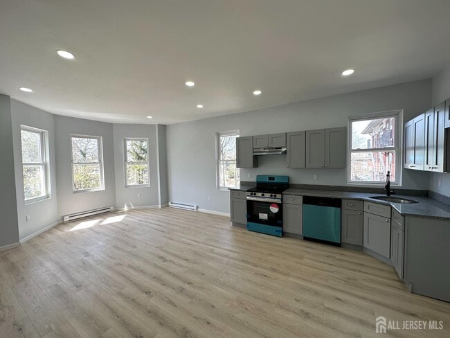 property at 1109 W State St