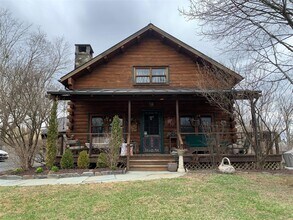 101 Upper Wisner Rd in Warwick, NY - Building Photo - Building Photo