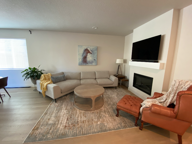9909 NE 44th Ct in Vancouver, WA - Foto de edificio