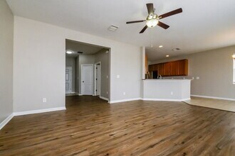 2360 Richwood Pike Dr in Ruskin, FL - Building Photo - Building Photo