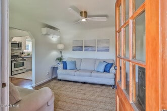 59 E Lewis St in Ventura, CA - Building Photo - Building Photo