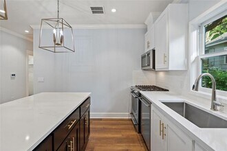 1801 Alta Vista Ave in Austin, TX - Building Photo - Building Photo