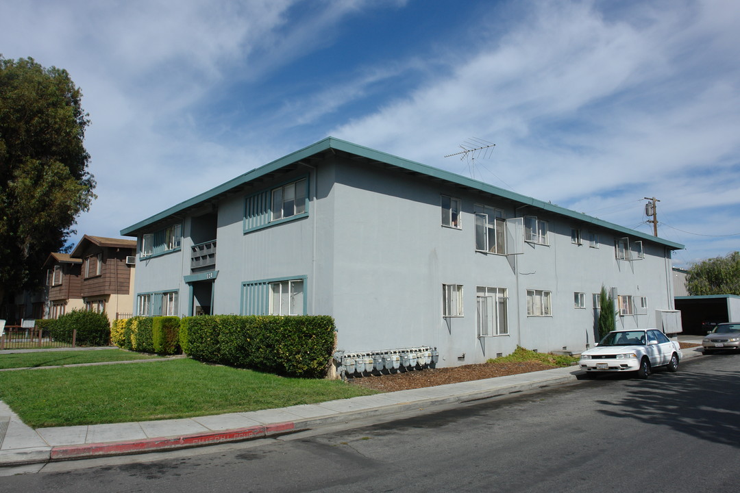 530 Willard Ave in San Jose, CA - Foto de edificio