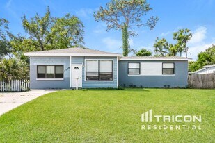 7138 Mayapple Rd in Jacksonville, FL - Building Photo