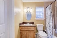 305 E 41st St photo'