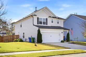 2116 Water Marsh Trl in Fuquay Varina, NC - Building Photo - Building Photo