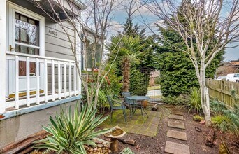 4803 SW Lander St in Seattle, WA - Building Photo - Building Photo