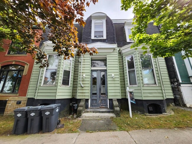 property at 196 King St E