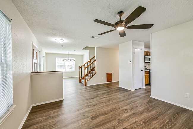 22630 Round Valley Dr in Katy, TX - Building Photo - Building Photo
