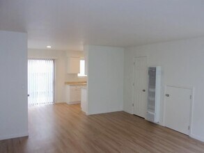 728 N G St in Lompoc, CA - Building Photo - Building Photo