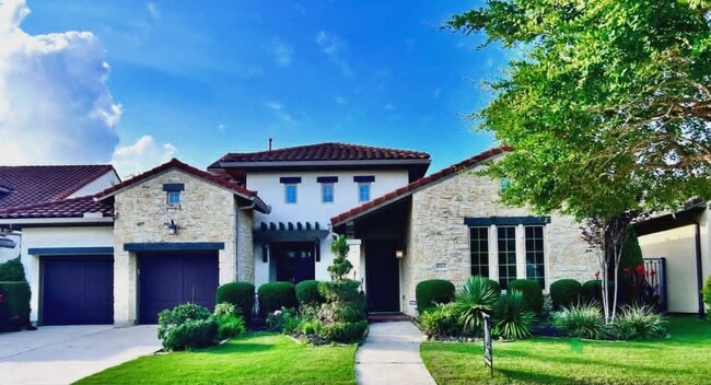 property at 4922 Summer Manor Ln