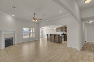 1101 Chattie Dr in Centerton, AR - Building Photo - Building Photo