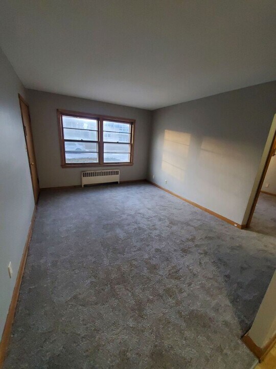 3130 S 48th St in Milwaukee, WI - Building Photo