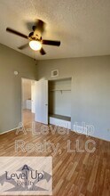 419 E Thoroughbred St in Tucson, AZ - Building Photo - Building Photo