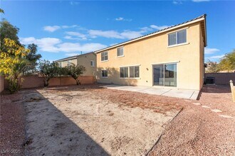 6640 April Bend Ct in North Las Vegas, NV - Foto de edificio - Building Photo