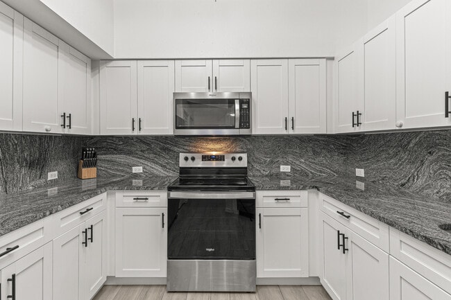 property at 250 Crestwood Cir