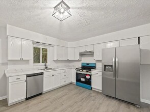 3072 Worthington Ave in Cincinnati, OH - Building Photo - Building Photo