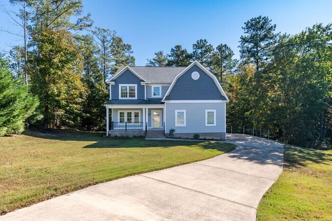 5001 Dampier Ct in Chester, VA - Building Photo - Building Photo