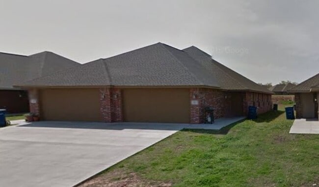 1717 W 23rd Ave in Stillwater, OK - Building Photo - Building Photo