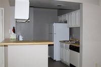 6001 Reims Rd photo'