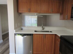 11515 NW 44th St, Unit 11515 in Coral Springs, FL - Building Photo - Building Photo