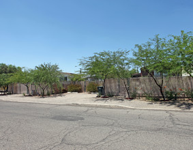 Agave Mobile Home Park in Tucson, AZ - Building Photo - Building Photo