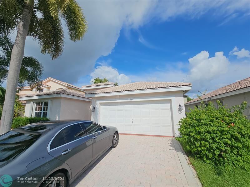 17564 SW 29th Ln in Miramar, FL - Building Photo