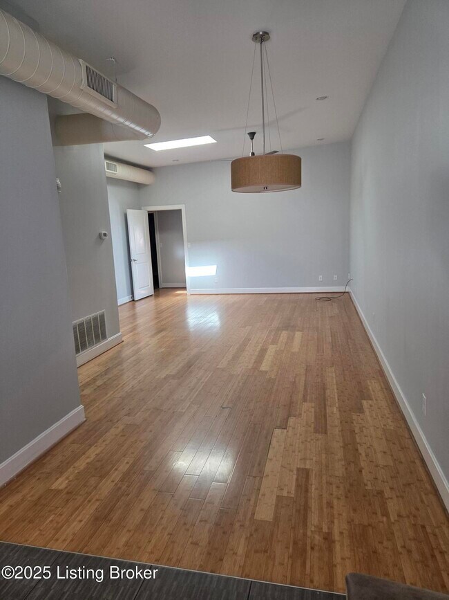 1216 Bardstown Rd in Louisville, KY - Building Photo - Building Photo