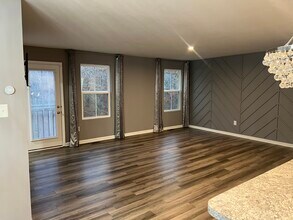 208 Normandy Cres in Williamsburg, VA - Building Photo - Building Photo