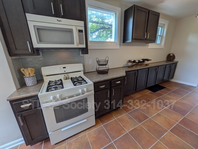 property at 1928 Arsenal St