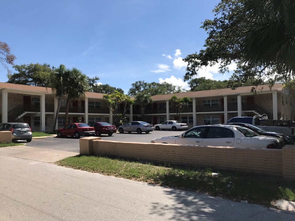 Stonehaven at Wildwood in Clearwater, FL - Building Photo