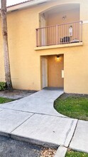 7820 NW 7th St in Pembroke Pines, FL - Building Photo - Building Photo