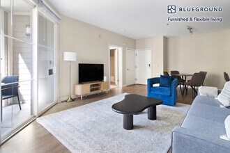 5684 Bay St in Emeryville, CA - Building Photo - Building Photo