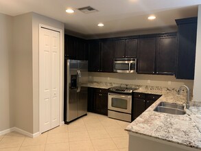 6078 SE Split Oak Trail in Hobe Sound, FL - Foto de edificio - Building Photo