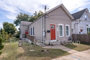 915 S Shelby St in Louisville, KY - Building Photo