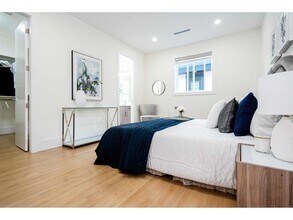 14742-1462A 62 A Ave in Surrey, BC - Building Photo - Building Photo