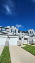 9294 Westside Hls Dr in Davenport, FL - Building Photo