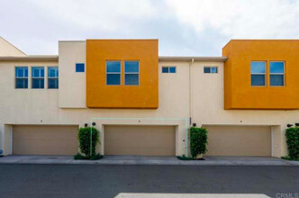 2046 Quartet Loop, Unit 3 in Chula Vista, CA - Building Photo - Building Photo