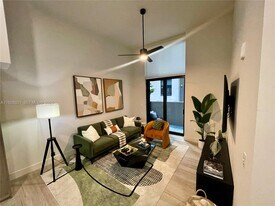 18412 Homestead Ave in Miami, FL - Building Photo