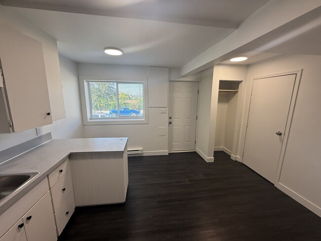 property at 1809-1833 33 St