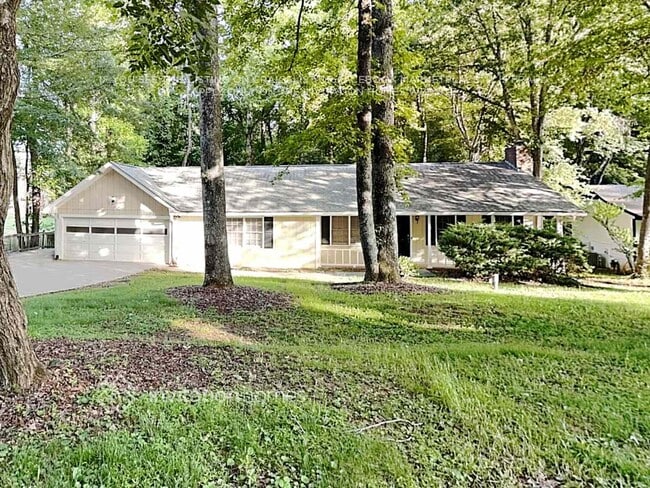 property at 4640 Nantucket Dr SW