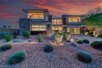 72 Bella Lago Ave in Henderson, NV - Building Photo - Building Photo