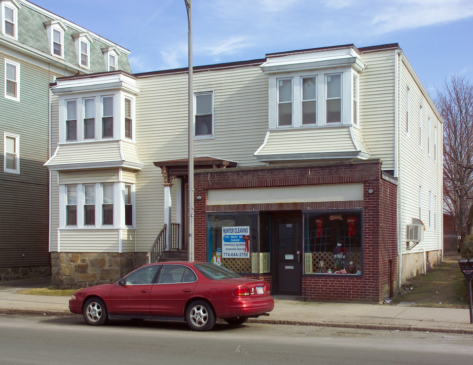 964-966 S Main St in Fall River, MA - Foto de edificio